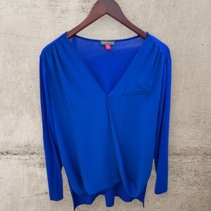 Bright blue, silky shirt (M)